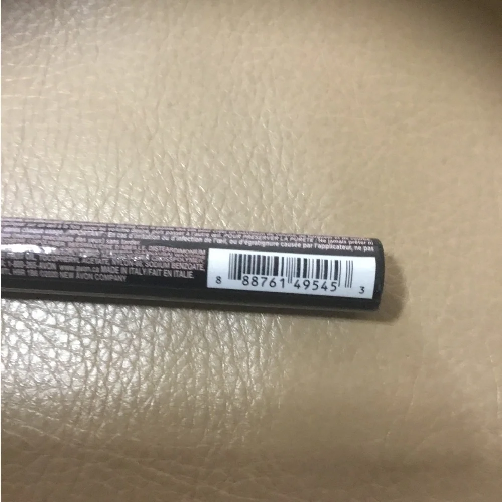 AVON Love At First Lash Waterproof mascara blackest black